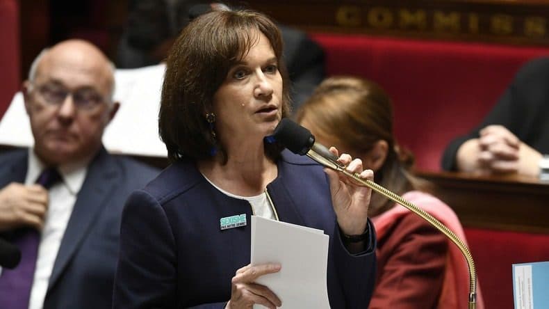 IVG : Rossignol obtient l'allongement du délai de 12 à 14 semaines au Sénat