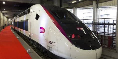 La SNCF supprime ses tweets à la «tonalité déplacée», sans parvenir à contenter les internautes