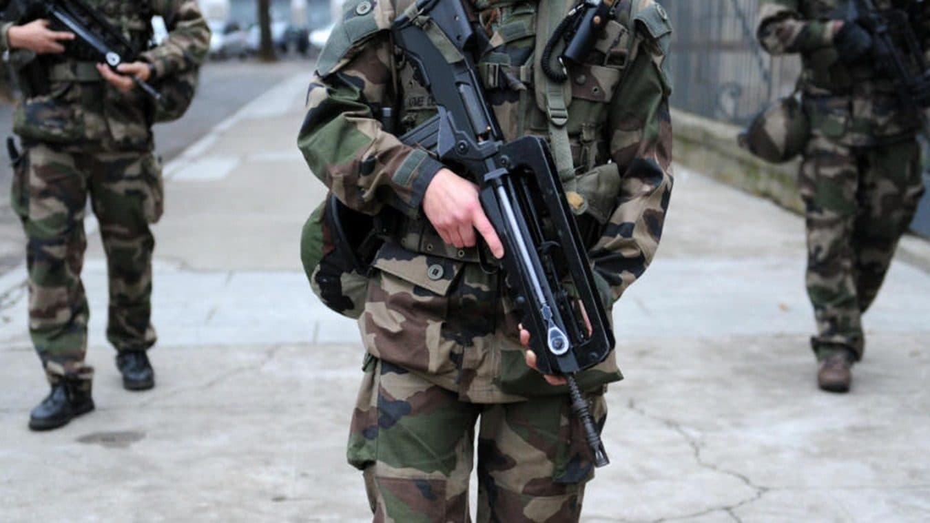 Un homme interpellé après avoir menacé des militaires de Sentinelle avec un couteau