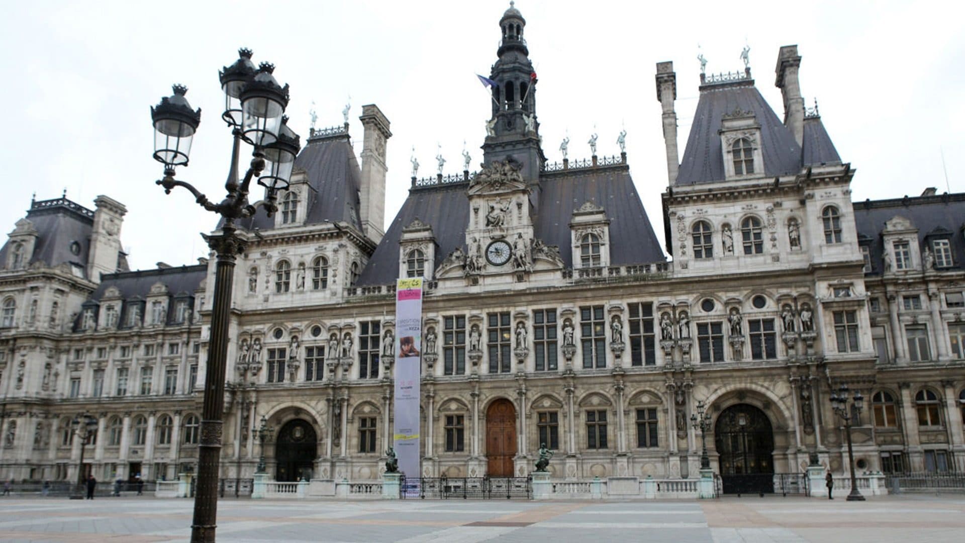 Paris donne 100.000 euros à une ONG de secours aux migrants, l'extrême droite italienne furieuse