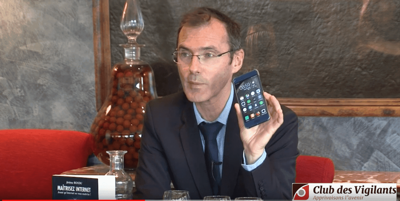 Votre téléphone capte et décrypte en permanence ce que vous dites [DÉMONSTRATION]