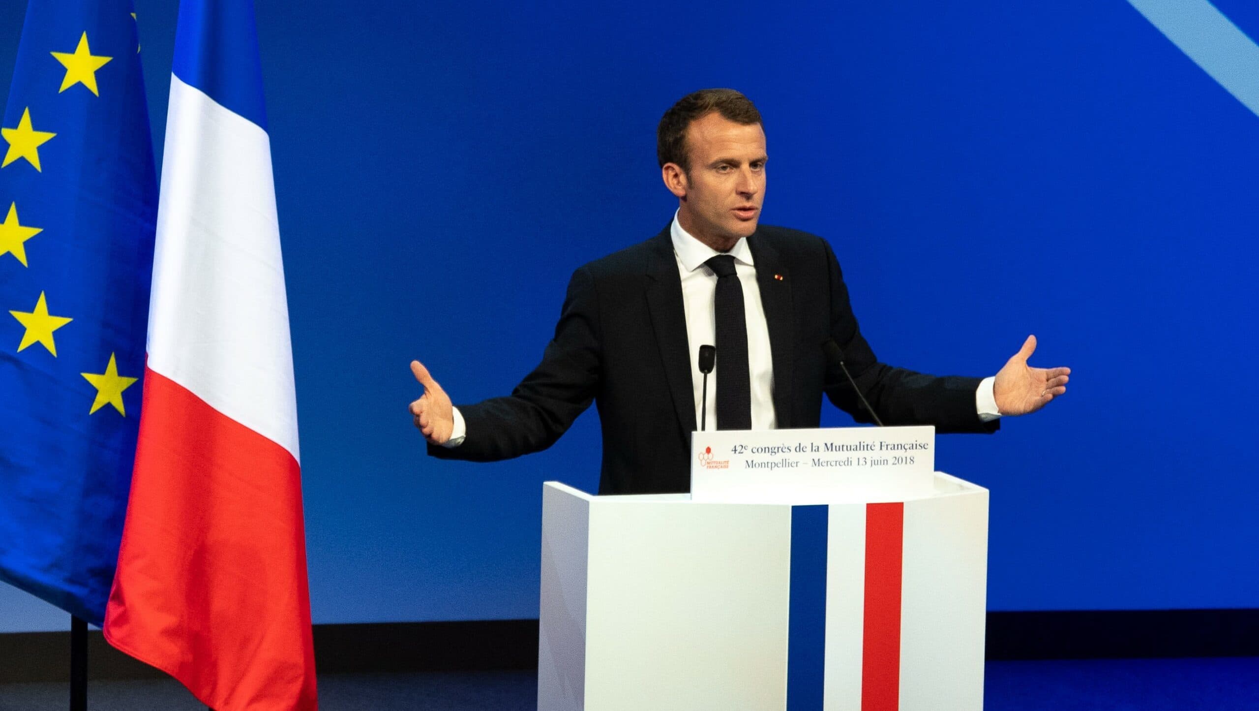Macron souhaite des sanctions financières pour les pays qui n’acceptent pas les migrants