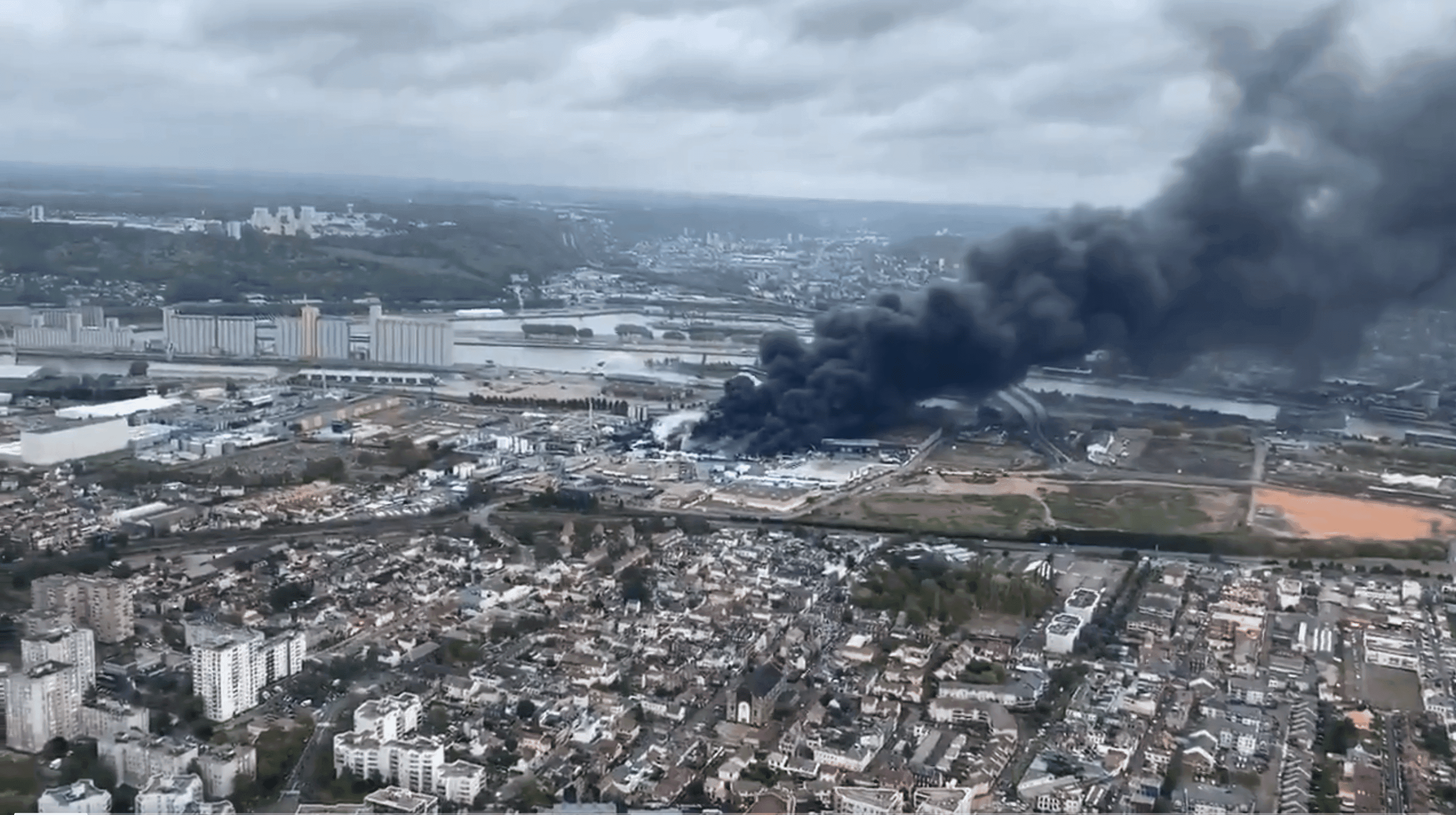 Incendie à Rouen : « Pas de dangerosité particulière » selon Castaner
