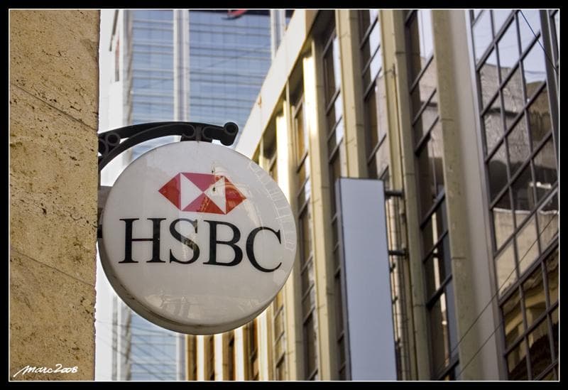 La banque HSBC s'apprête à laisser 10.000 employés sur le carreau