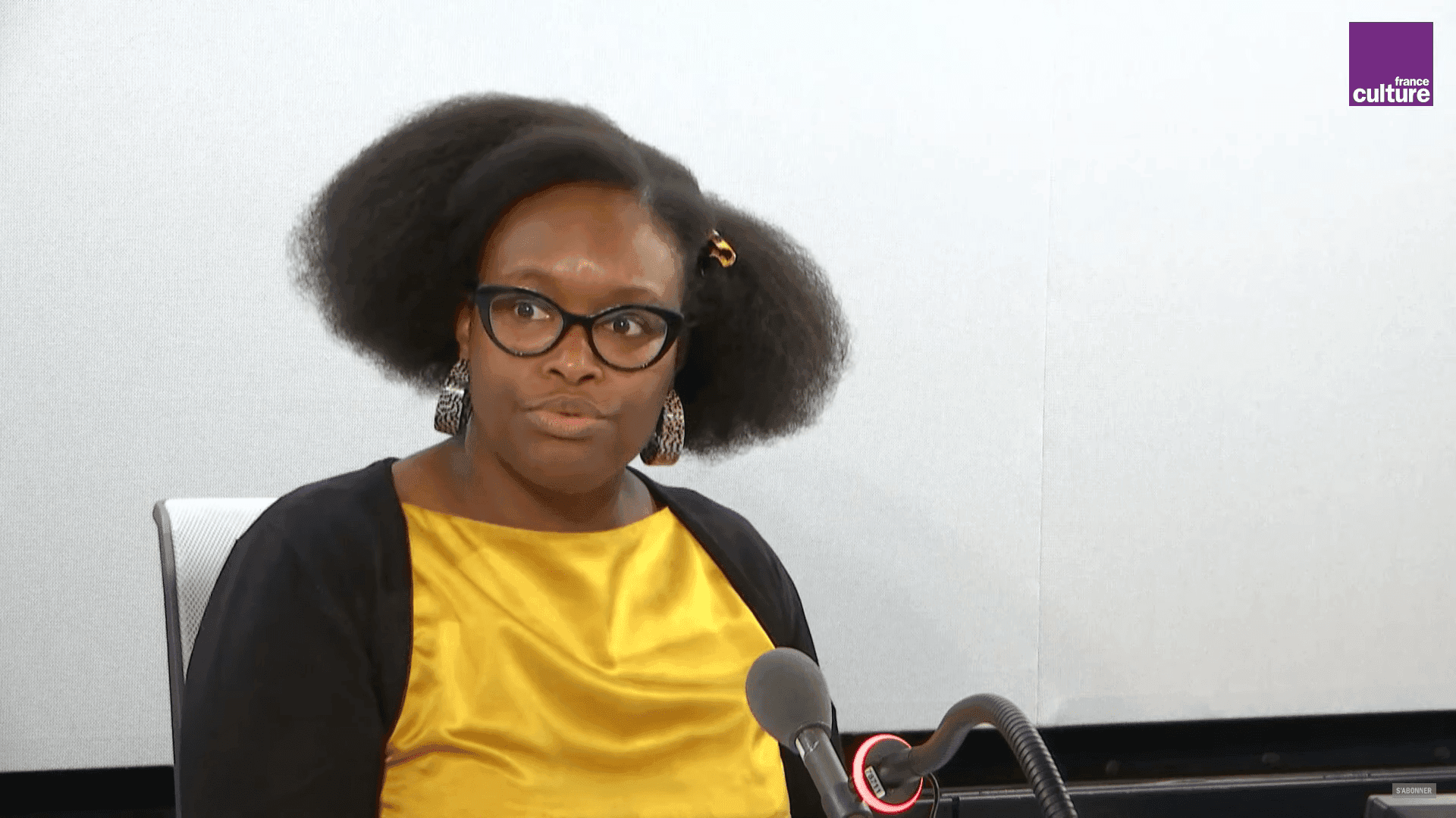 Sibeth Ndiaye se demande si RT France est bien un média, elle veut un conseil de déontologie pour en être sûre