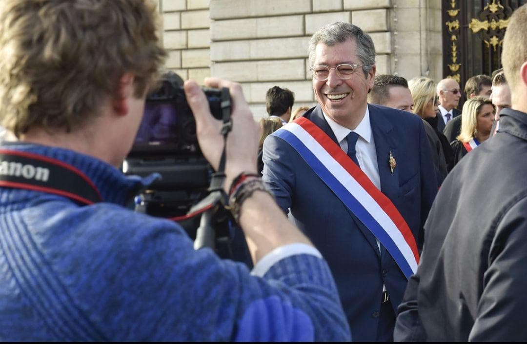 Les Balkany, ruinés, congédient leurs avocats Eric Dupond-Moretti et Antoine Vey