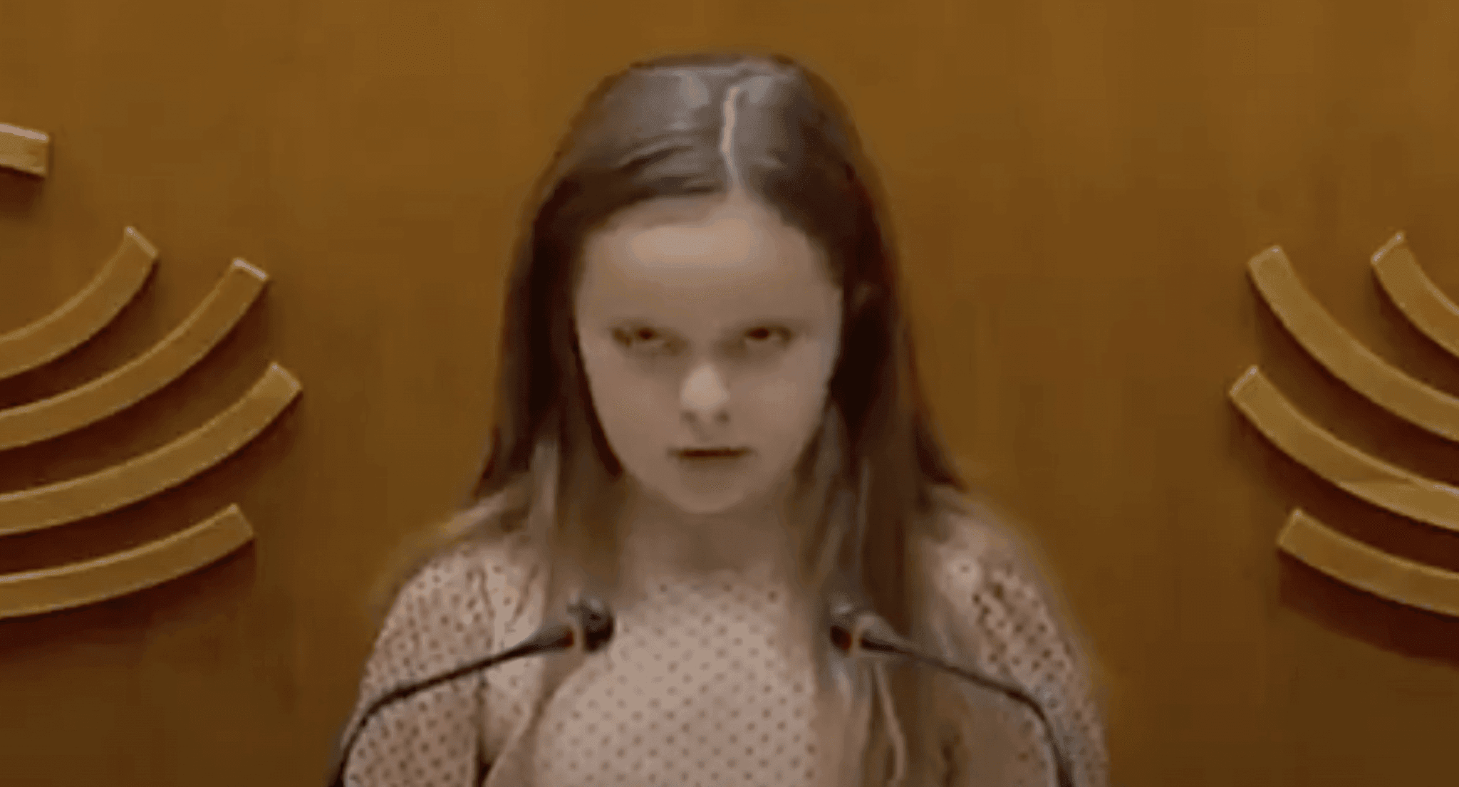 Elsa, transgenre de 8 ans, se bat pour la cause LGBTQQIP2SAA+