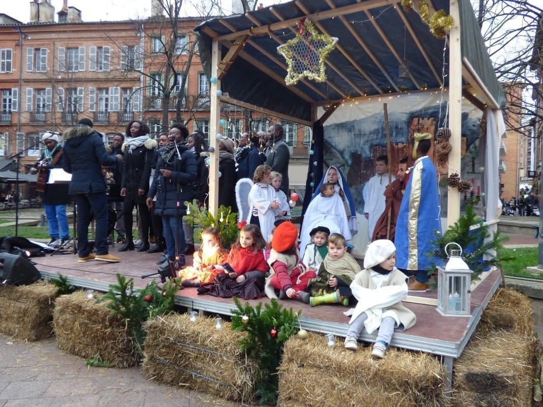 Insultes et agressions à Toulouse : des « antifas » s'en prennent à une crèche de Noël pour enfants