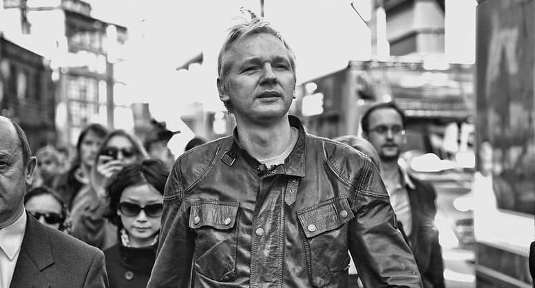 Julian Assange : ce que nous savons, par Viktor Dedaj