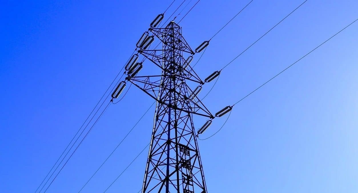 Électricité : nouvelle hausse des tarifs au 1er février, +200€ en un an !