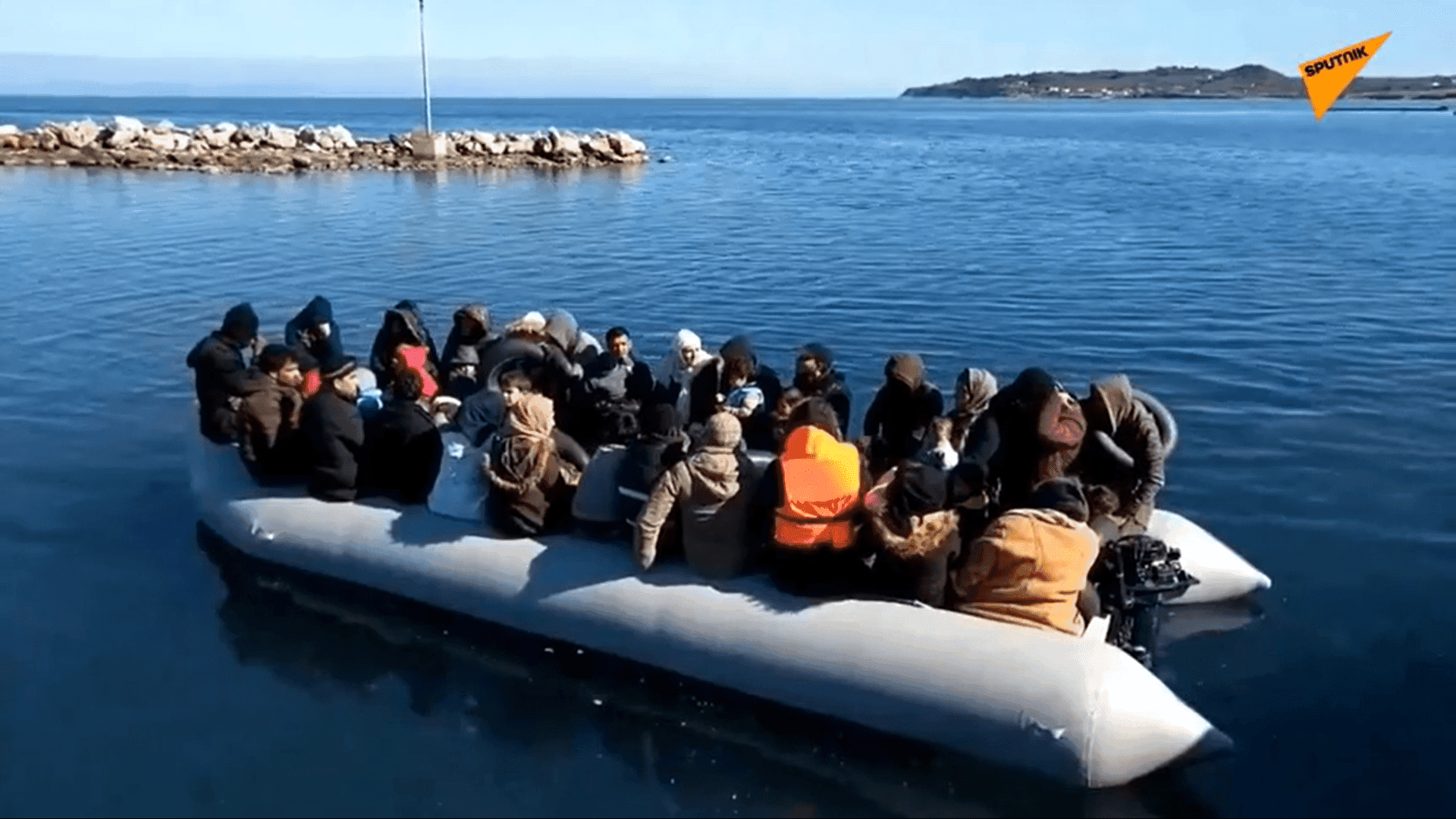 Le conflit se durcit entre Turcs et Syriens et touche l'Europe : près de 15.000 migrants à la frontière grecque