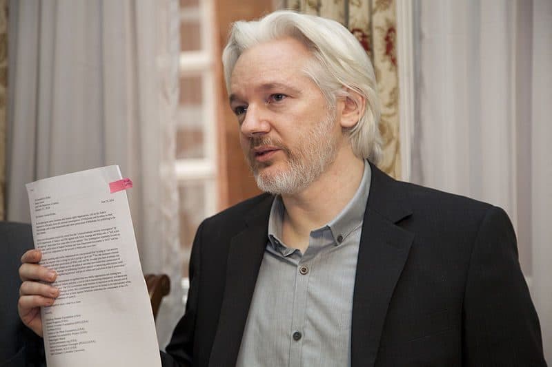 Malgré le Covid-19, la demande de libération sous caution de Julian Assange a été refusée