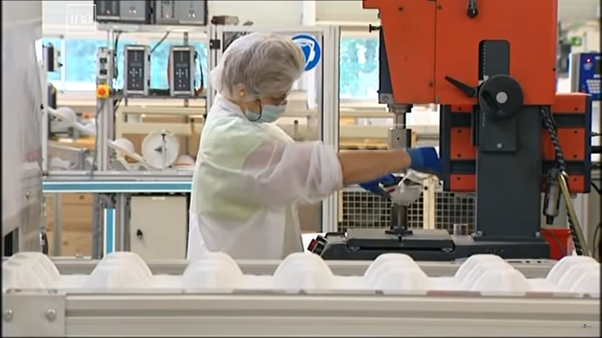 Comment l’État a laissé tomber son usine de production de masques, l’une des plus importantes au monde