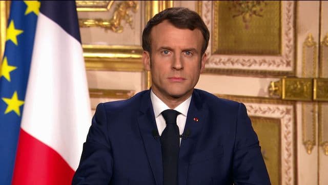 Coronavirus : Macron assume “totalement” le maintien du premier tour des municipales malgré la mort de plusieurs maires