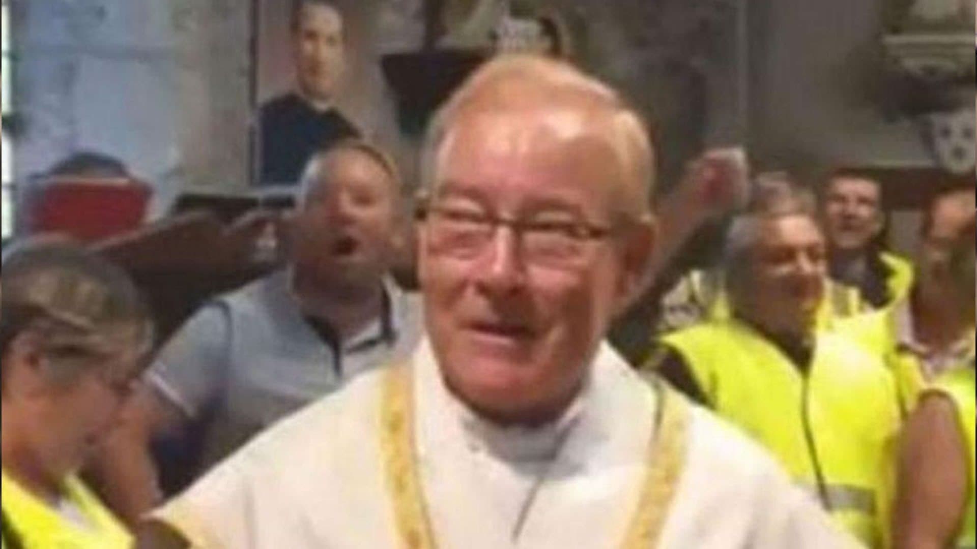 « L’abbé des gilets jaunes » vient d’être renvoyé par l’Eglise