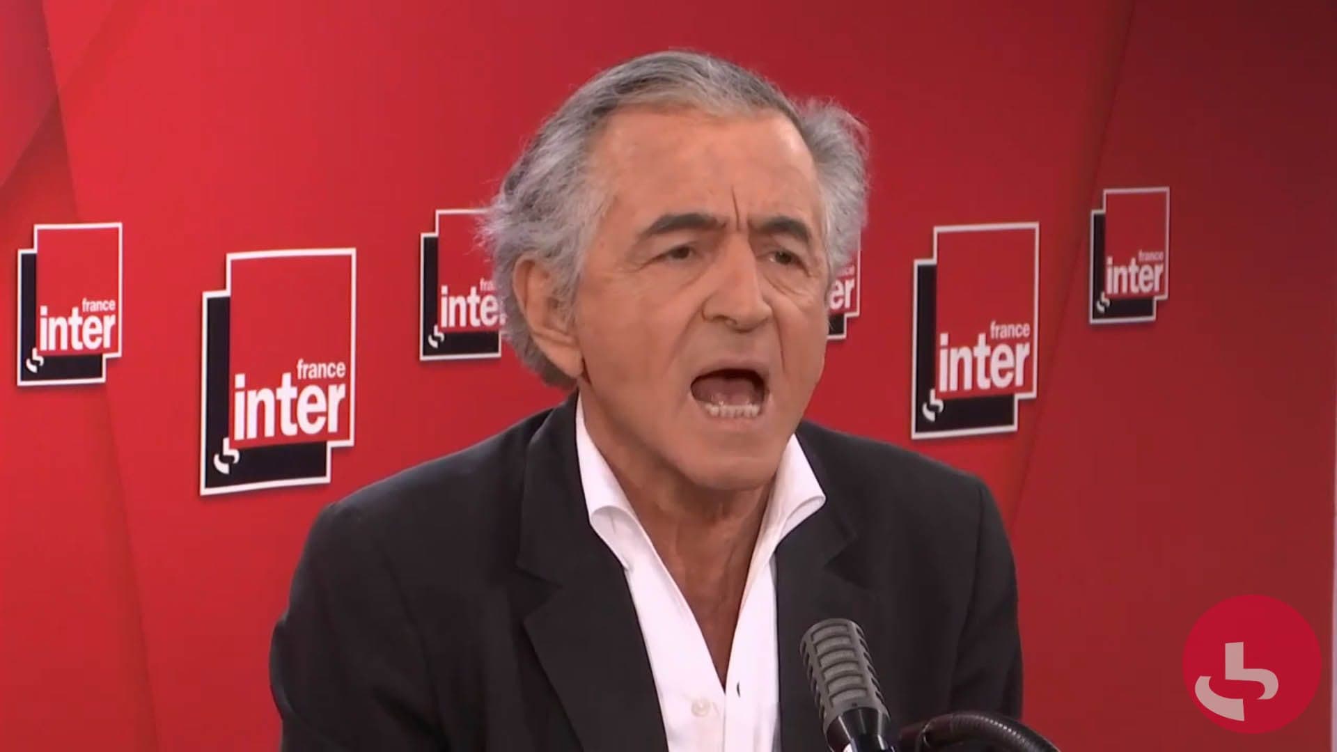 Covid-19 : le philosophe BHL dénonce le pouvoir des médecins