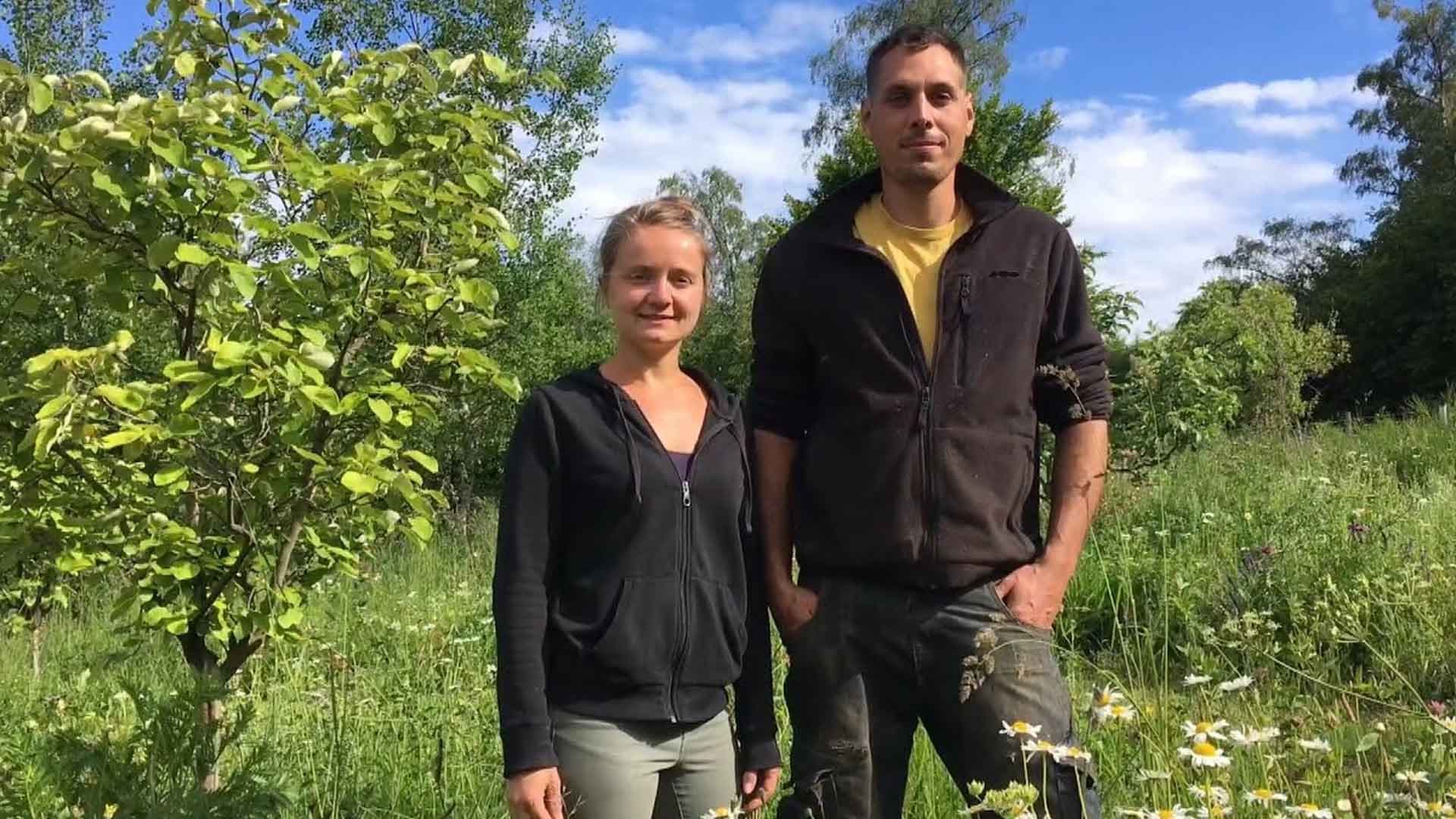 Ils vivent en autonomie avec 190€ de dépenses fixes mensuelles (VIDÉO)