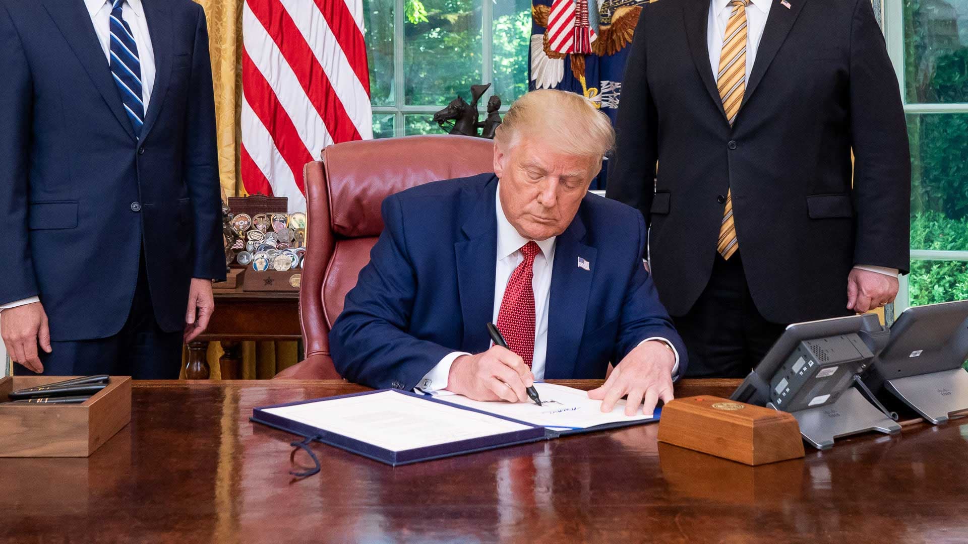 Trump signe un décret forçant le chinois ByteDance à se séparer de TikTok