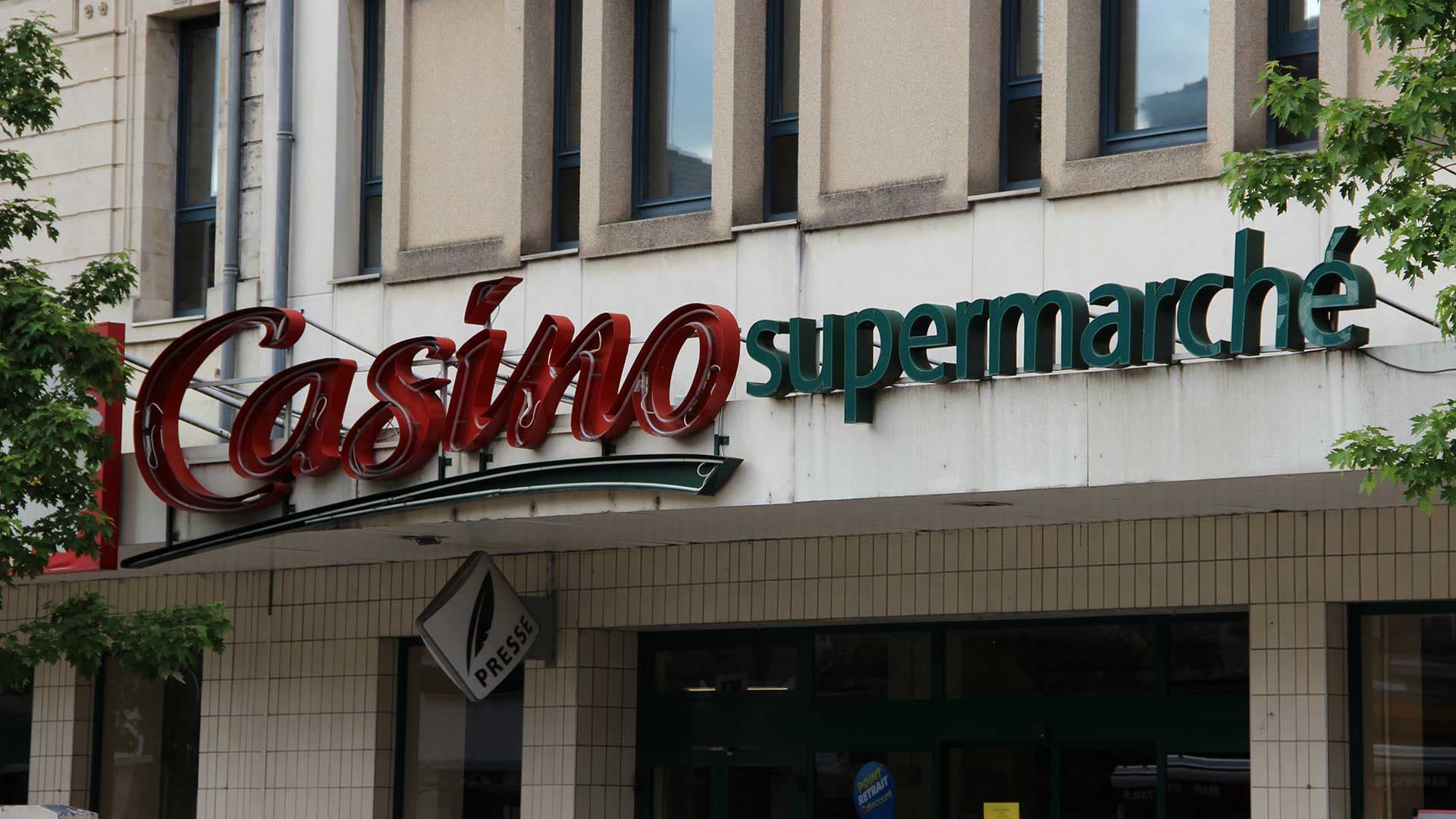 Comment Casino a engraissé son PDG de 655.000€ de primes après avoir profité du chômage partiel