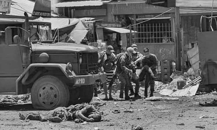 Philippines : un double attentat a fait plus de dix morts et une quarantaine de blessés, dans le sud du pays.