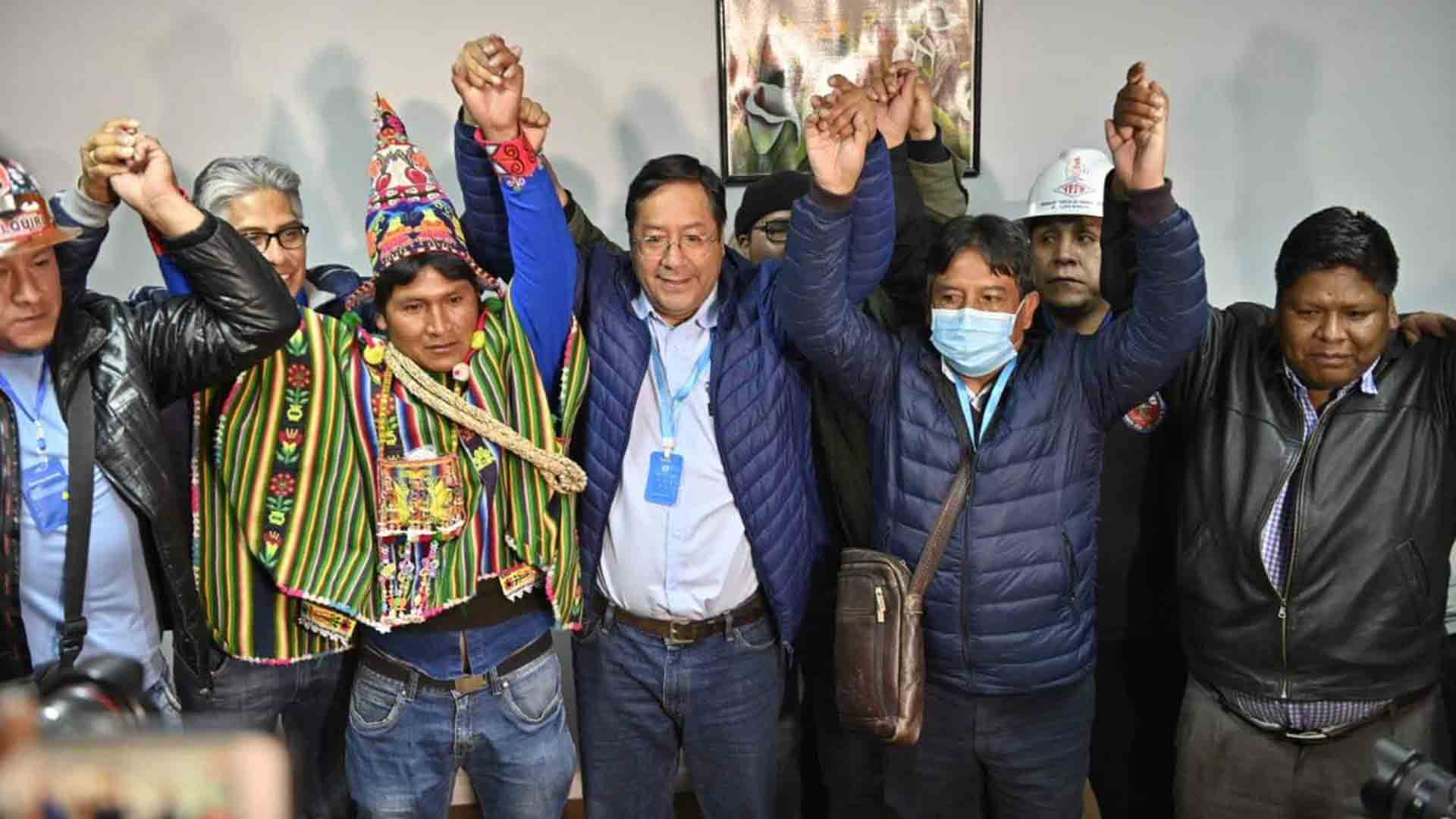 Le peuple bolivien chasse les putschistes néolibéraux du pouvoir : Luis Arce élu dès le 1er tour