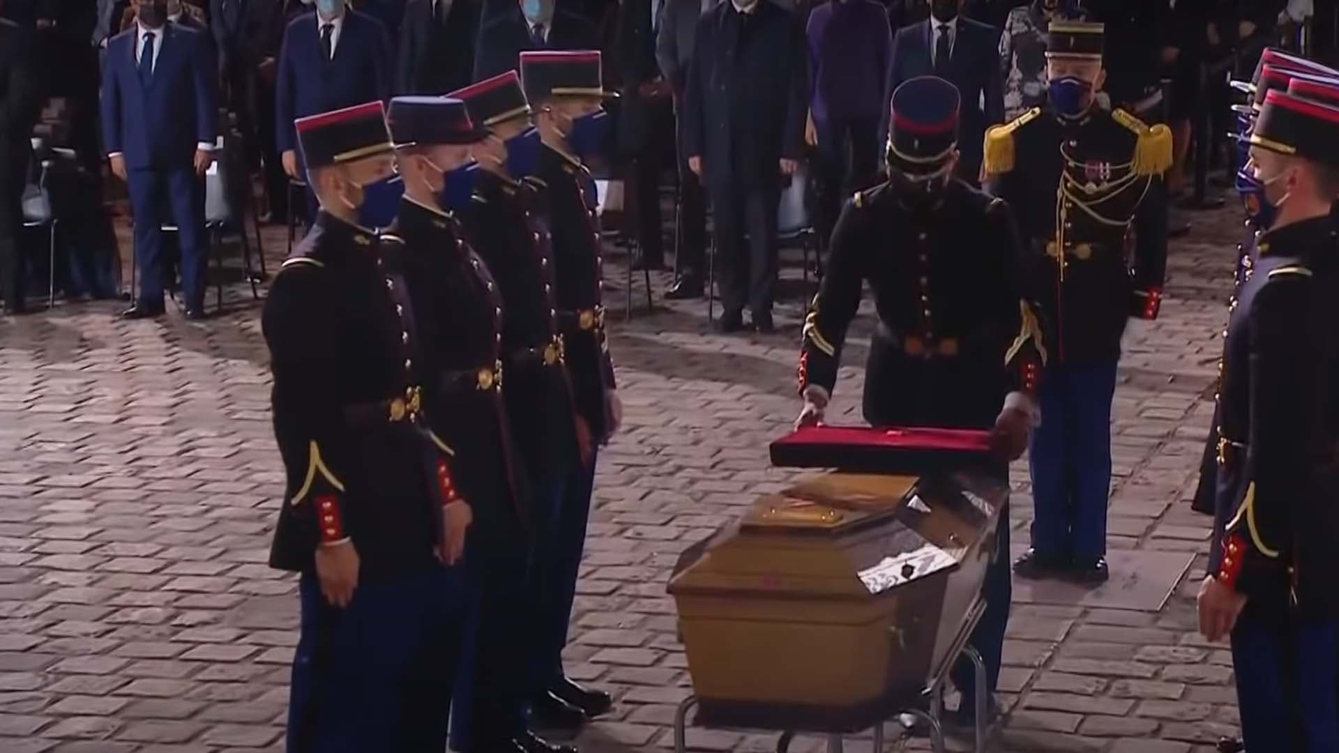 Critères d'asile, politique en Syrie : la France au pied du mur après l'attentat de Conflans ?