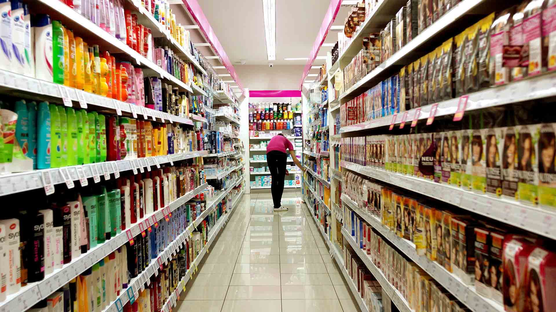 Faux produits français, emballages, prix gonflés : comment les supermarchés nous arnaquent [VIDEO]