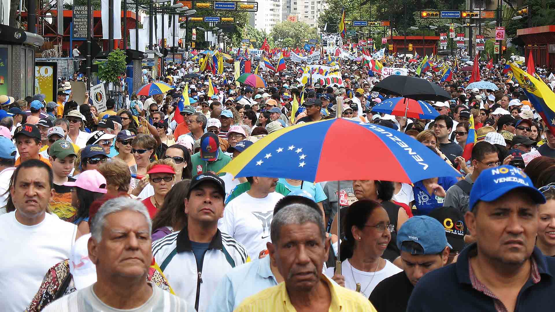 Venezuela : quels enjeux pour des élections législatives sous haute tension ?