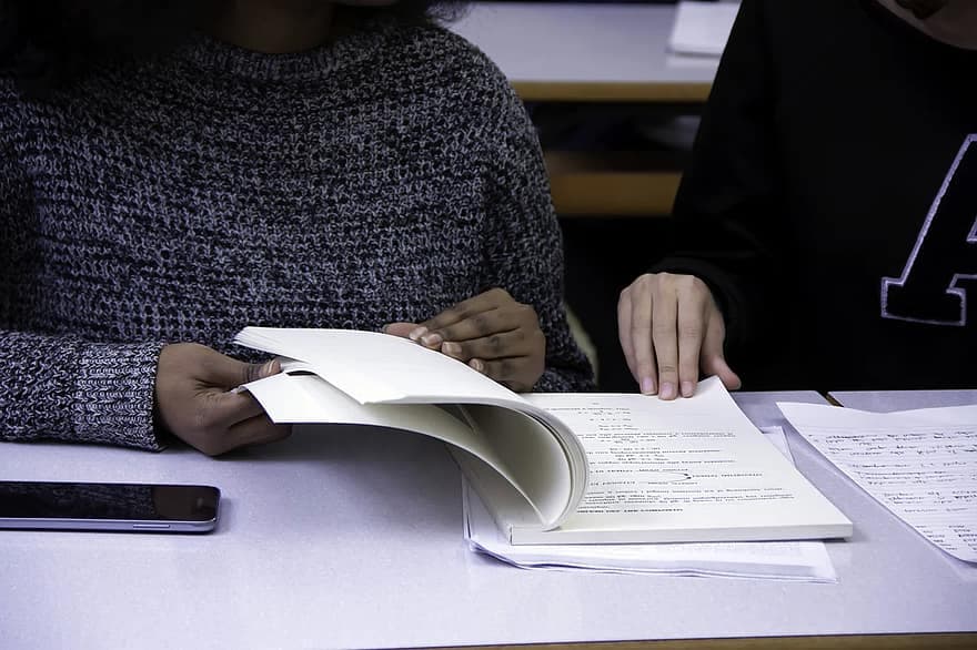 École à la maison interdite : le gouvernement va-t-il devoir faire marche arrière ?