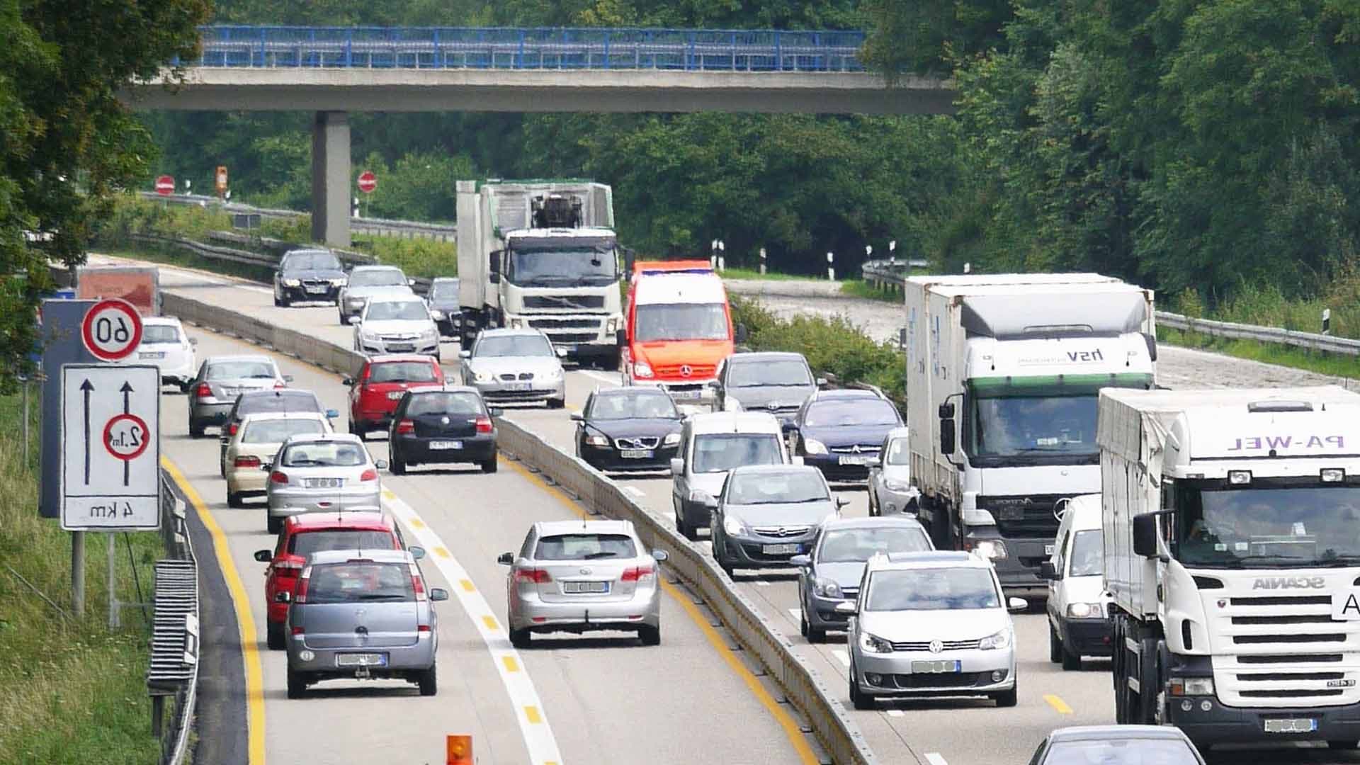 Europe : un eurodéputé LREM annonce la fin des véhicules essence et diesel dès 2035