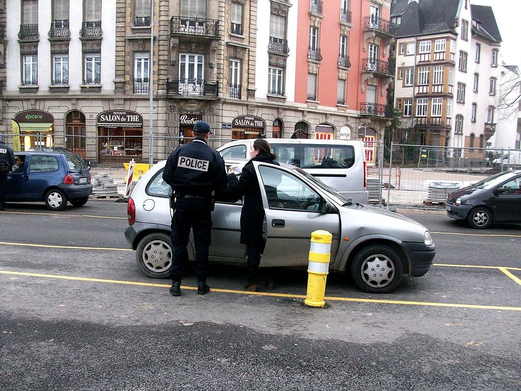 Couvre-feu : se sentant « abandonnés », les syndicats de police poussent à ne pas verbaliser
