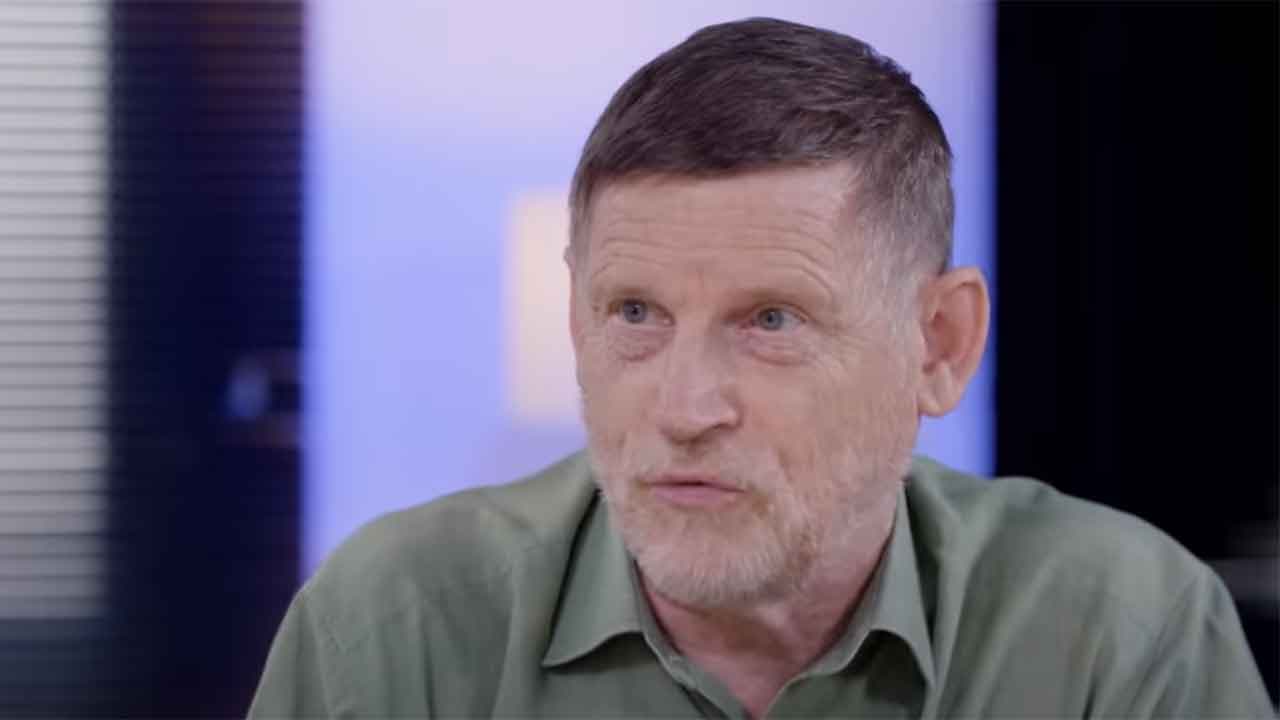 La crise actuelle est « le résultat de quarante ans de néolibéralisme » selon Michel Collon