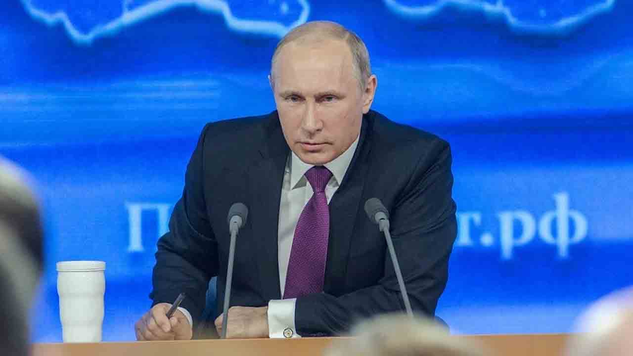 « Pas besoin du Spoutnik V » : Poutine se demande si l'Union Européenne protège des intérêts économiques ou la population