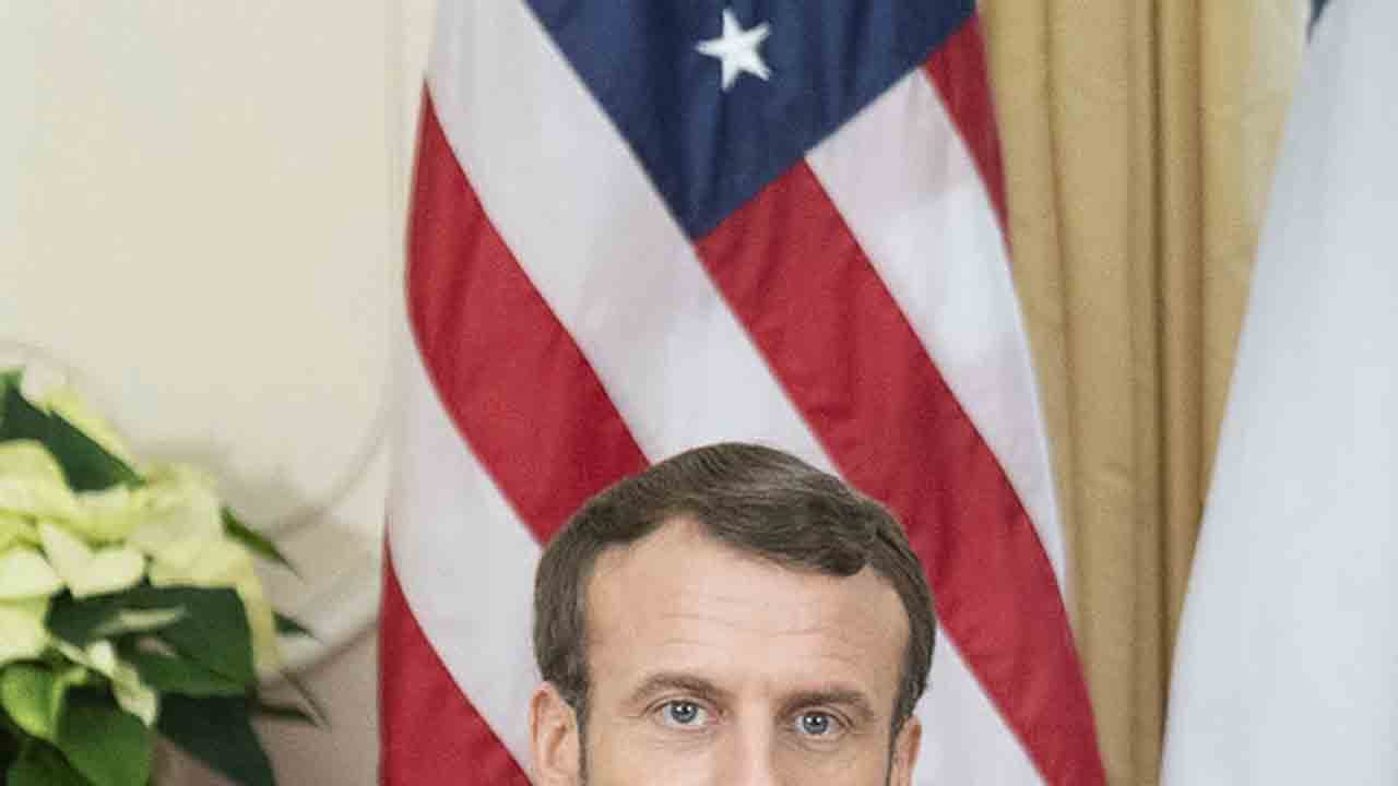 Envoyer paître la Russie et la Chine pour mieux lécher les bottes des USA : la souveraineté selon Macron