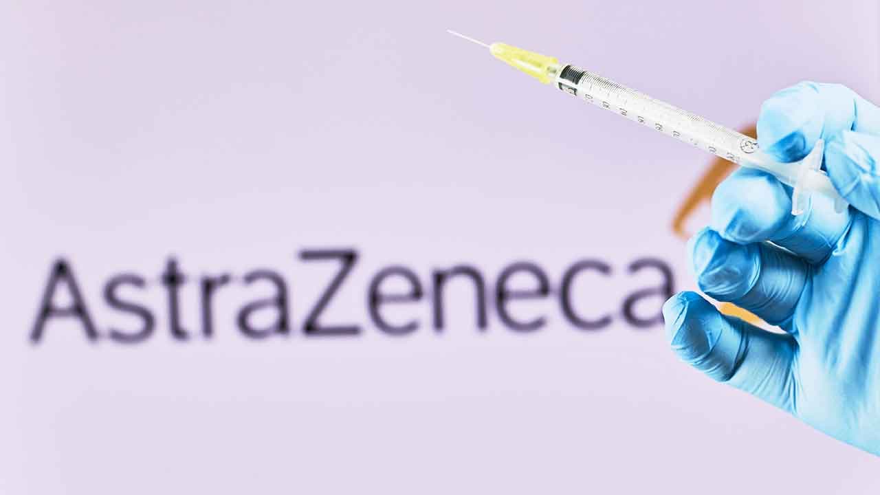 Covid-19 : le vaccin AstraZeneca change de nom et devient «Vaxzevria»
