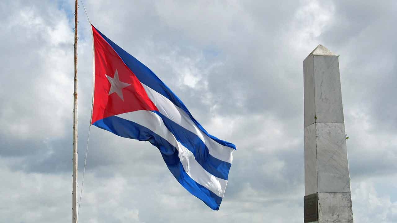 Port du masque, confinements : Cuba renforce ses mesures face au Covid