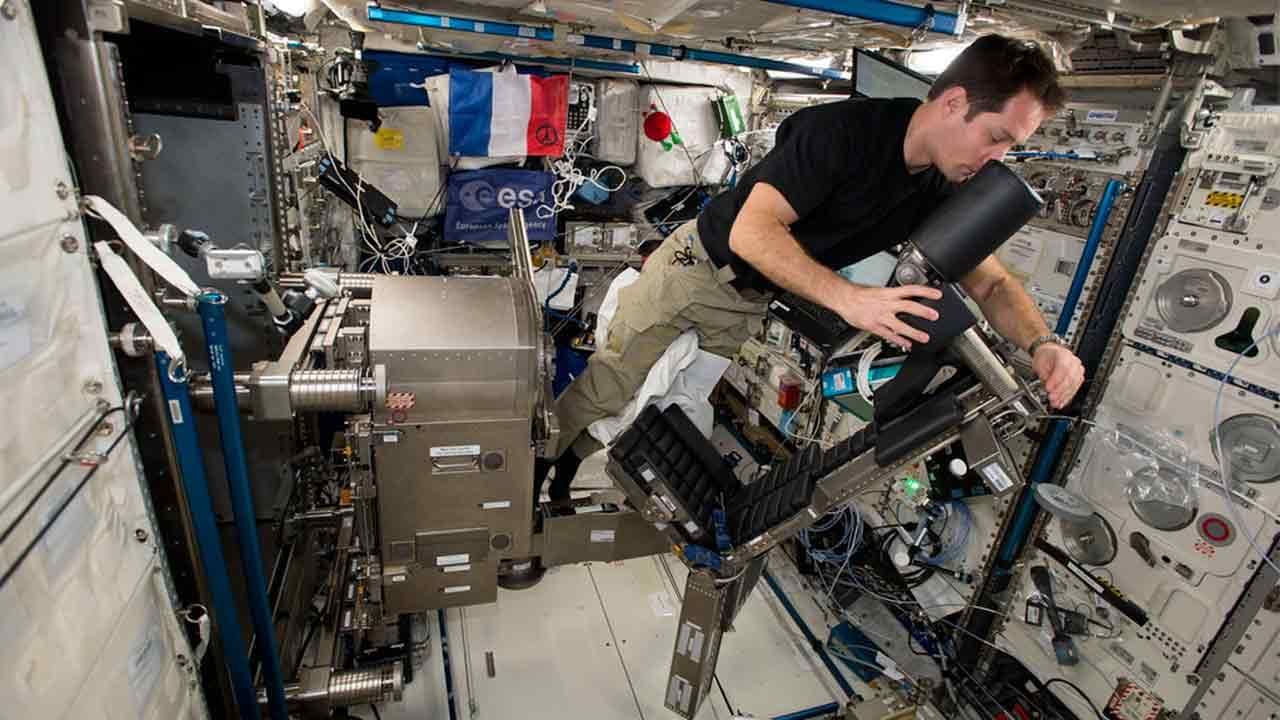 Le Français Thomas Pesquet en route pour la Station spatiale internationale avec SpaceX