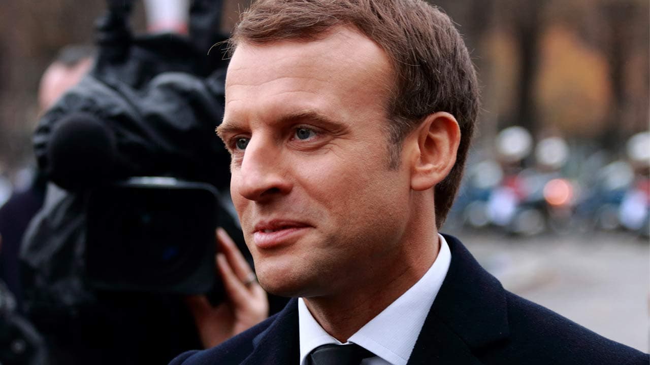 Top 6 des plus beaux fayotages du quinquennat Macron