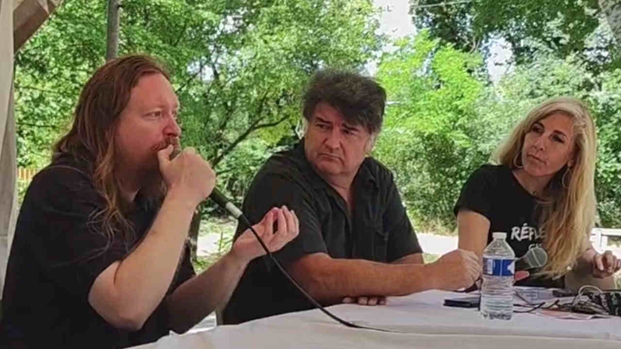 DÉBAT entre Alex Sam et Chloé Frammery sur le Covid-19, les vaccins, la dictature sanitaire