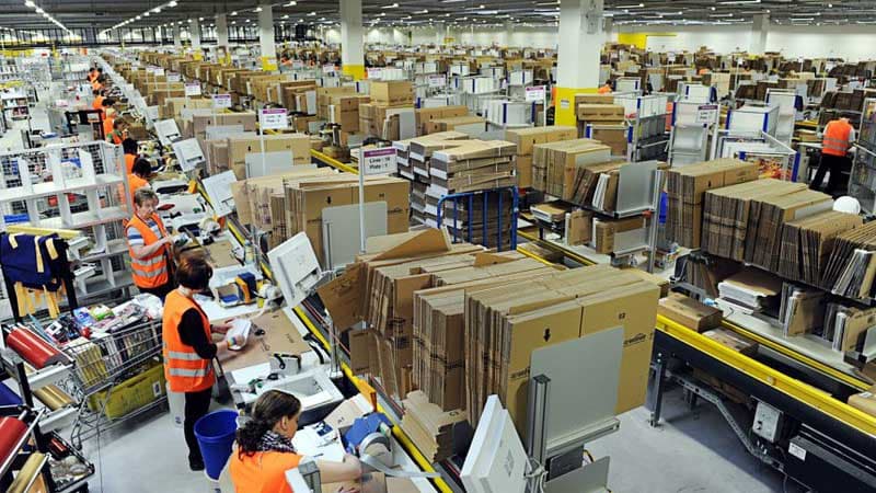Les soldes d'Amazon, une « déclaration de guerre » pour les commerçants français