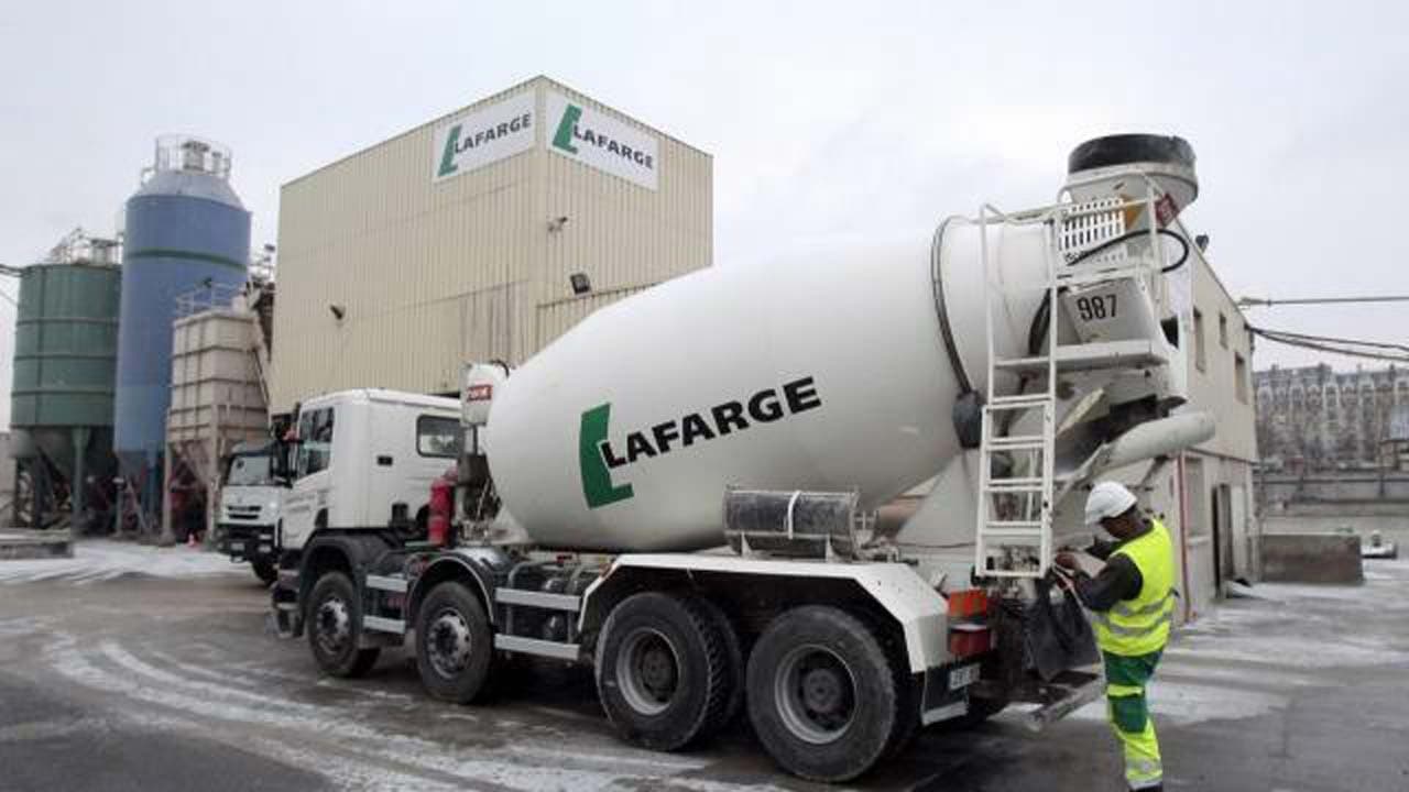 Financement de Daesh par le cimentier Lafarge : le gouvernement français savait