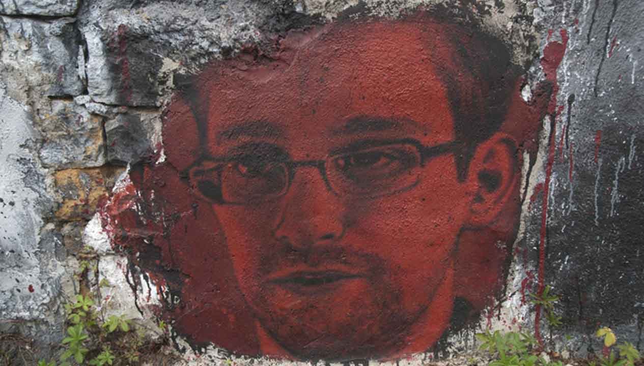 « Ils peuvent rechercher n'importe quoi » : Snowden s'inquiète des nouveaux outils numériques d'Apple