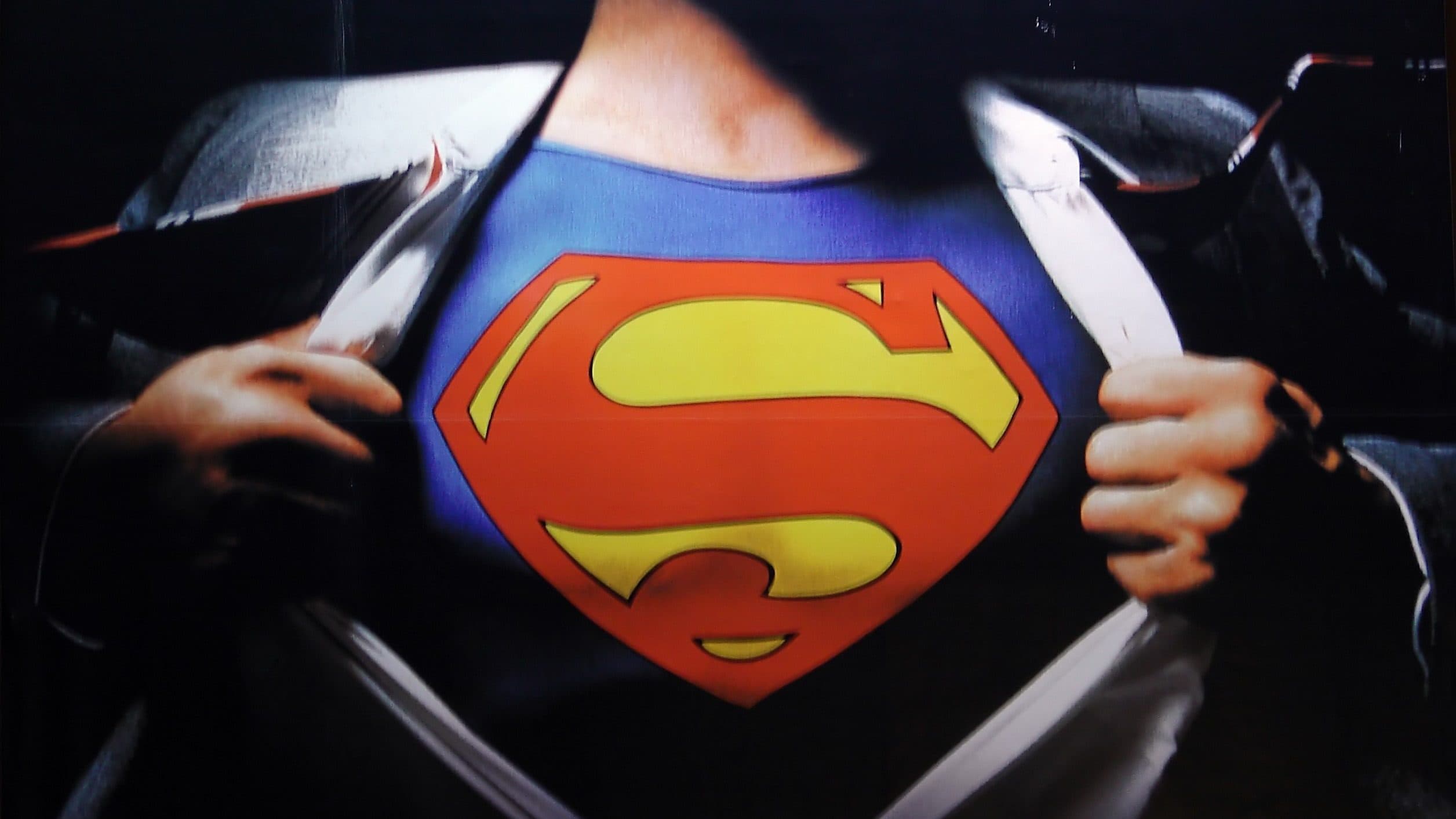 Le nouveau Superman sera bisexuel et impliqué dans la défense du climat et des réfugiés