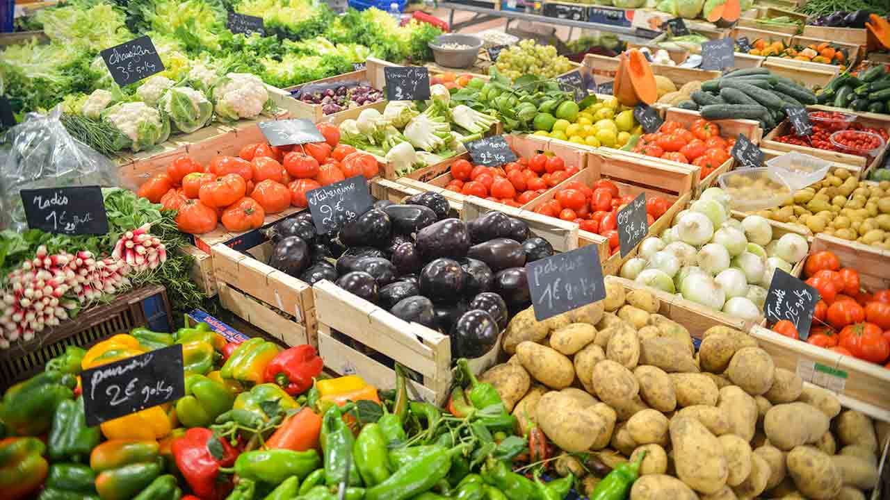 Découvrez votre avis sur le prix des produits de première nécessité selon notre sondage