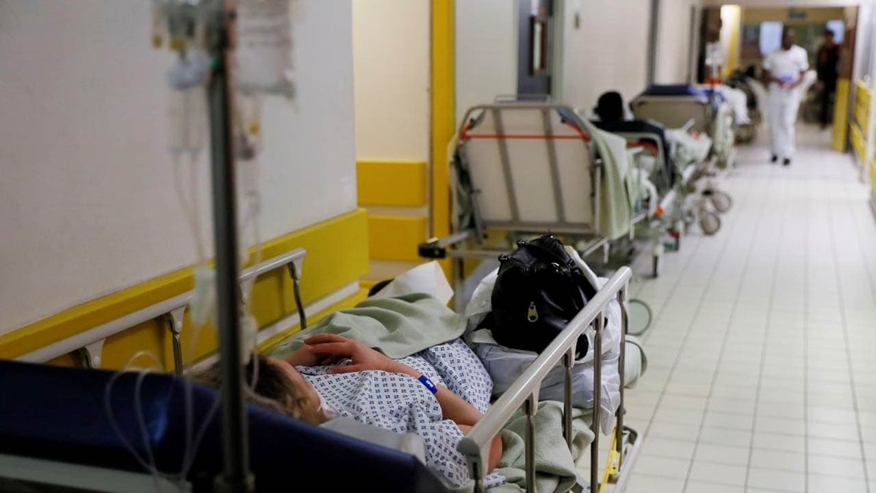 Hôpital public : un responsable de l’AP-HP prévoit un effondrement dans quelques mois