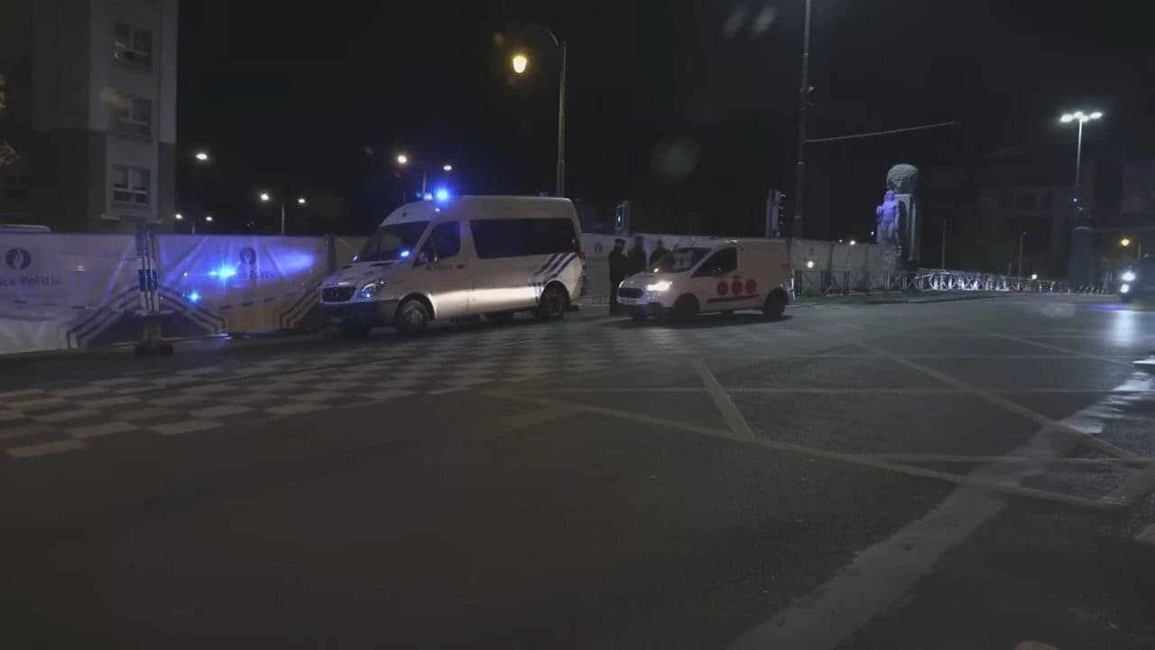Attentat à Bruxelles : deux Suédois tués, le tireur en fuite, la France renforce ses contrôles à la frontière