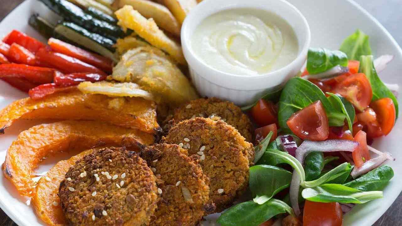 « À quoi bon produire si c'est pour mettre à la poubelle ? » Des agriculteurs face à la crise du bio