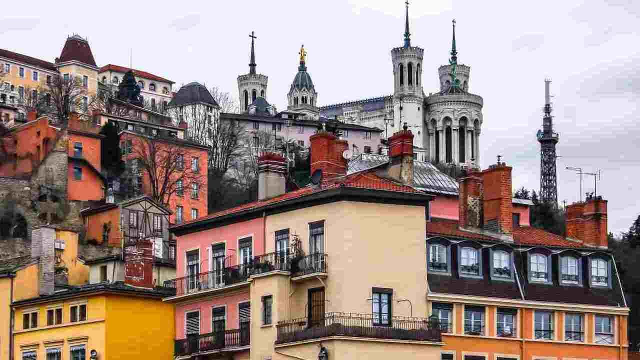 Collégienne tabassée à Lyon : la thèse d’un guet-apens pour se venger d’une plainte pour agression sexuelle