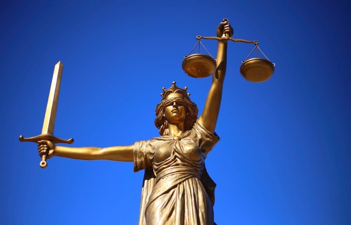 Un Algérien radicalisé, fiché «S» et sous OQTF, libéré par la justice