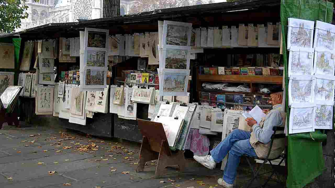 JO de Paris 2024 : Les bouquinistes resteront finalement sur les quais de Seine